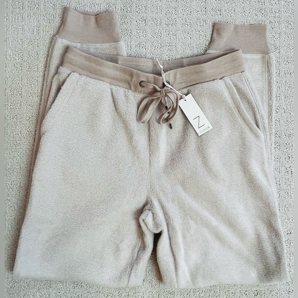 Z Supply Lazy Days Fleece Lounge Joggers Birch Size S Small NWT - Picture 6 of 8